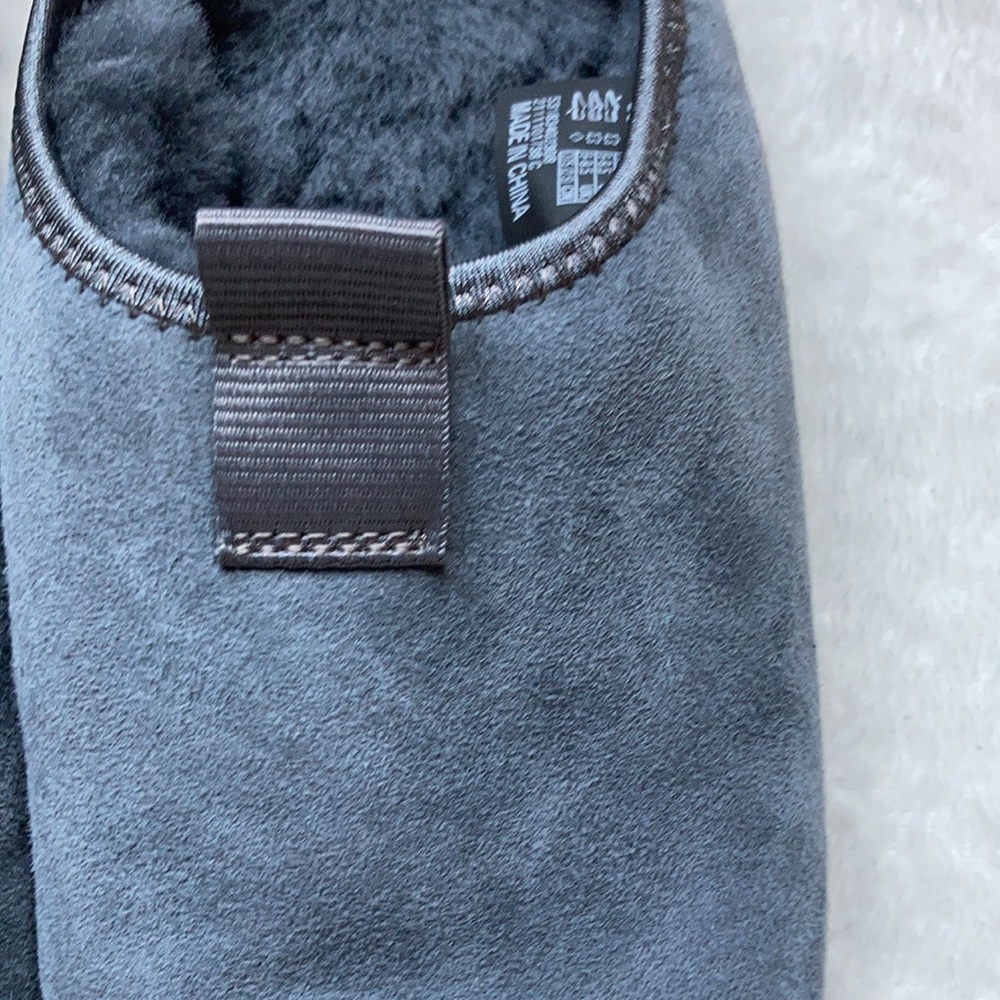 ECCO Easy Hugge Genuine Shearling Slippers (Unisex) - Picture 4 of 12